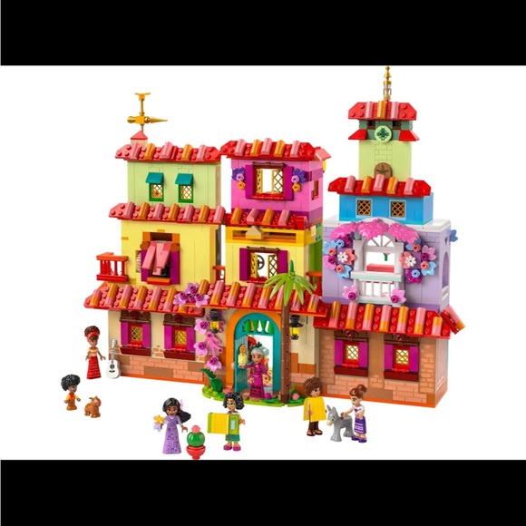 LEGO Disney Vibrant Madrigal House Set 43245 , Retired set , hard to find - Picture 2 of 3